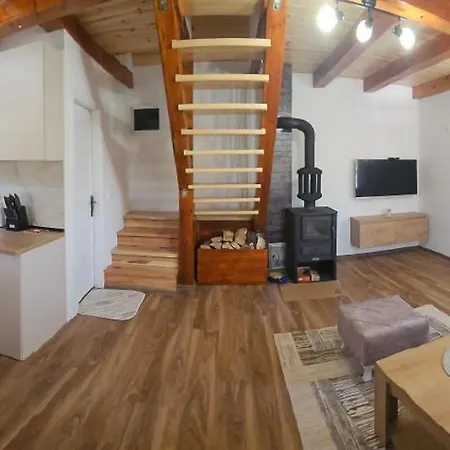 Casa de Férias Brvnara Ispod Stare Kruske *